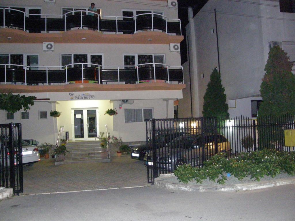 Hotel Marynero Năvodari Esterno foto