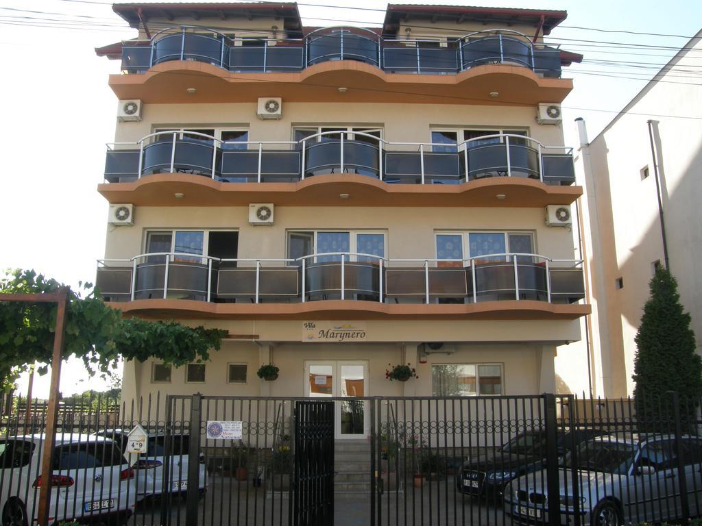 Hotel Marynero Năvodari Esterno foto