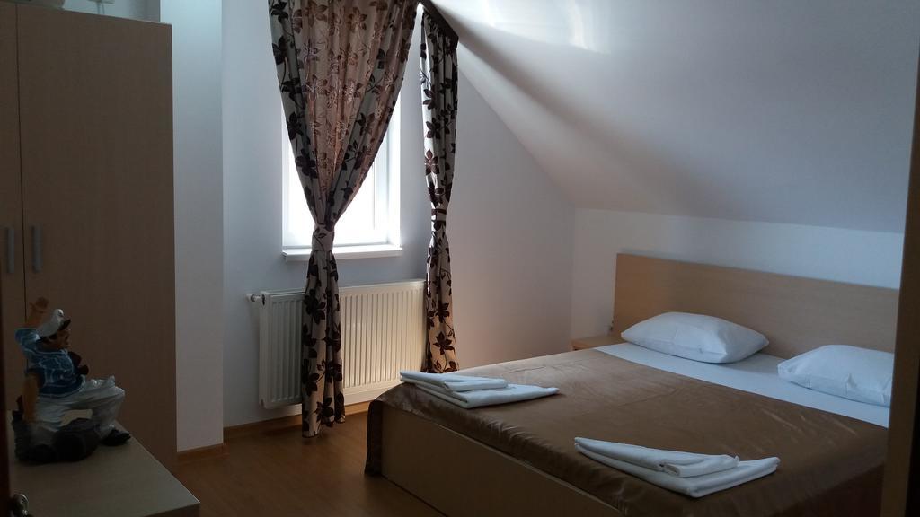 Hotel Marynero Năvodari Esterno foto