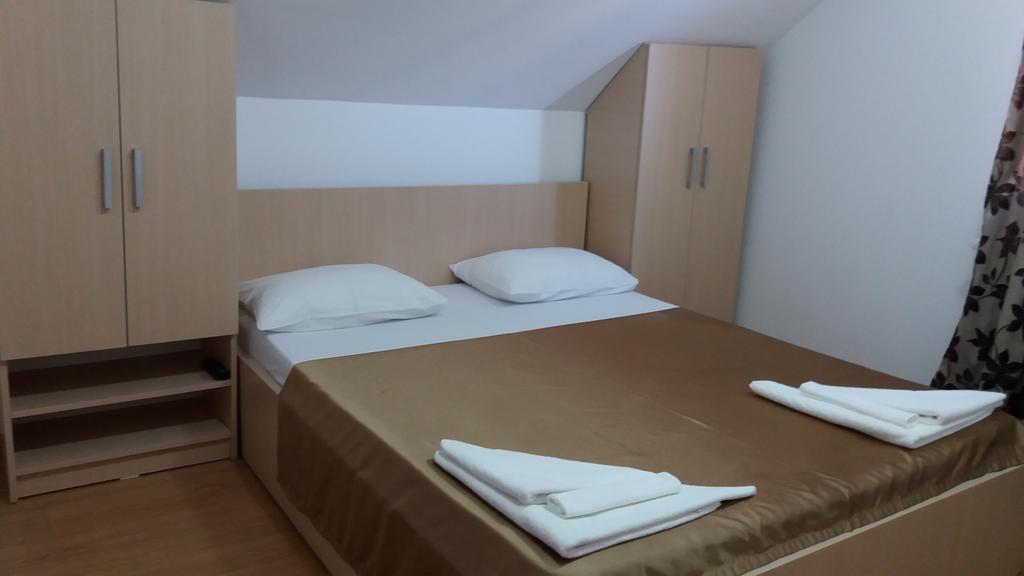Hotel Marynero Năvodari Esterno foto