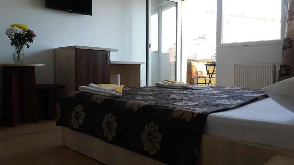 Hotel Marynero Năvodari Esterno foto