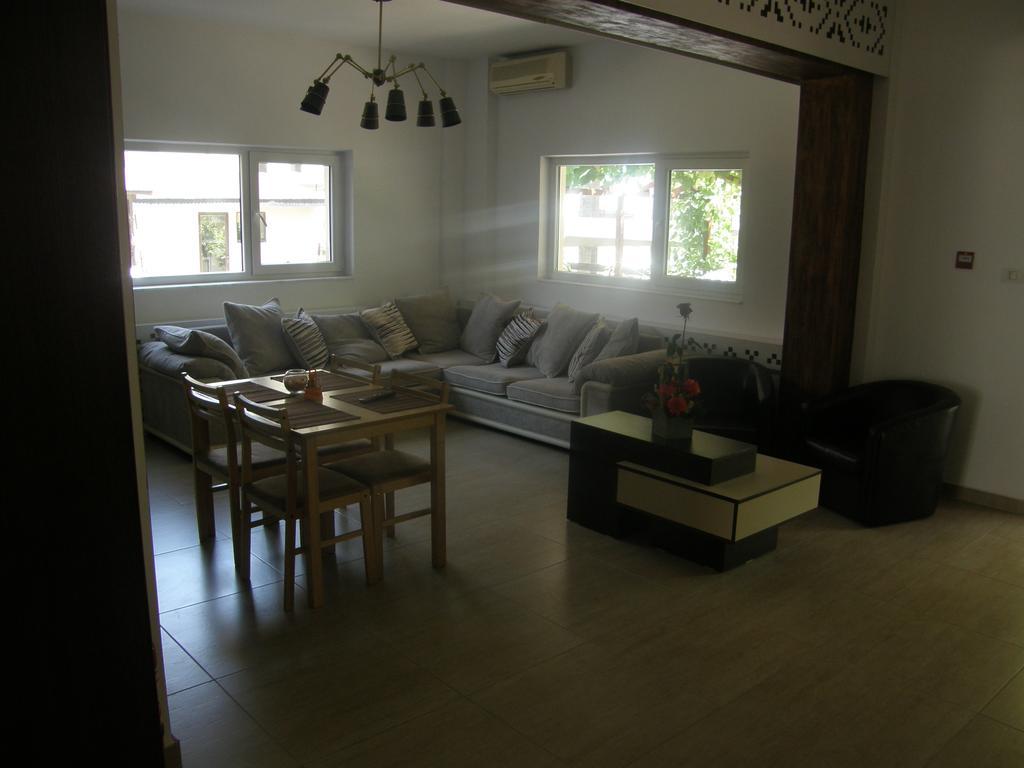 Hotel Marynero Năvodari Esterno foto